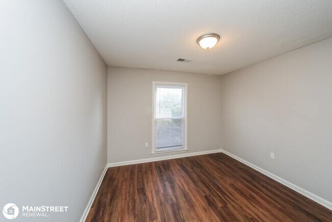 Building Photo - 8254 TULIP ROSE DR, Memphis, TN 38125
