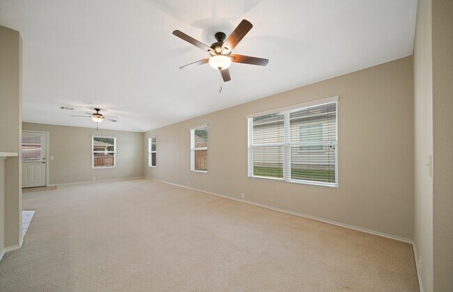 Building Photo - 5125 Knollwood