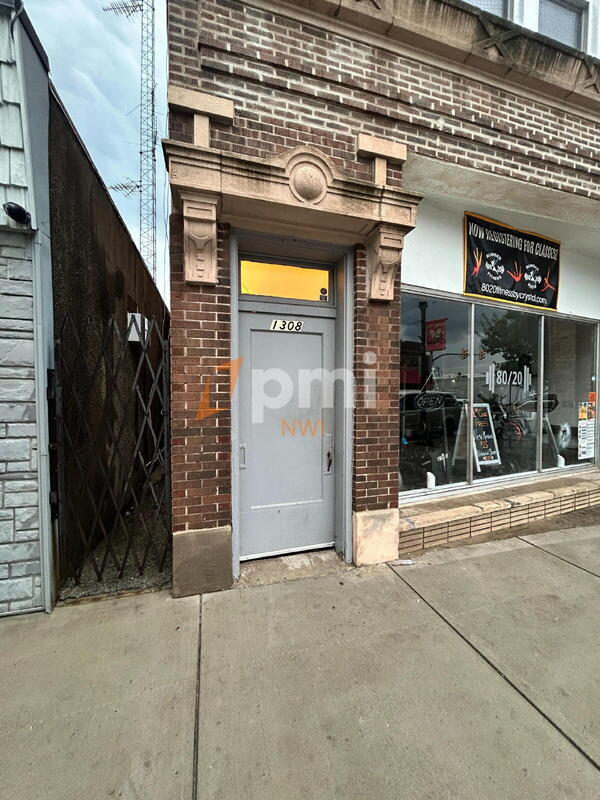 Building Photo - 1308 119th St