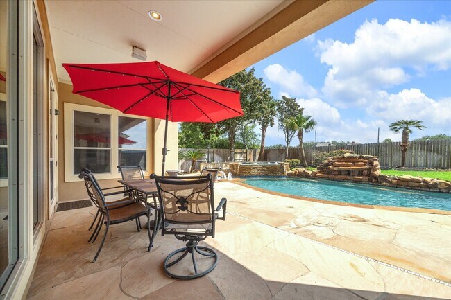 Building Photo - 5402 Oakville Ct