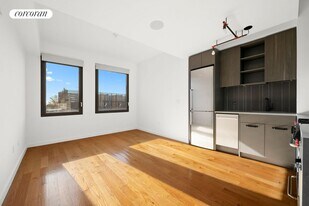 Building Photo - 54 Noll St
