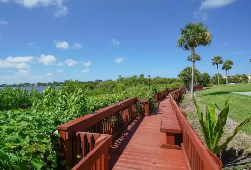 Building Photo - 1630 Stickney Point Rd