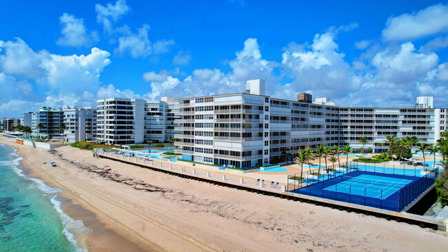 Building Photo - 3546 S Ocean Blvd