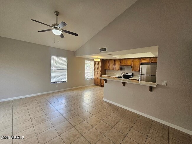 Building Photo - 810 E Morningside Dr
