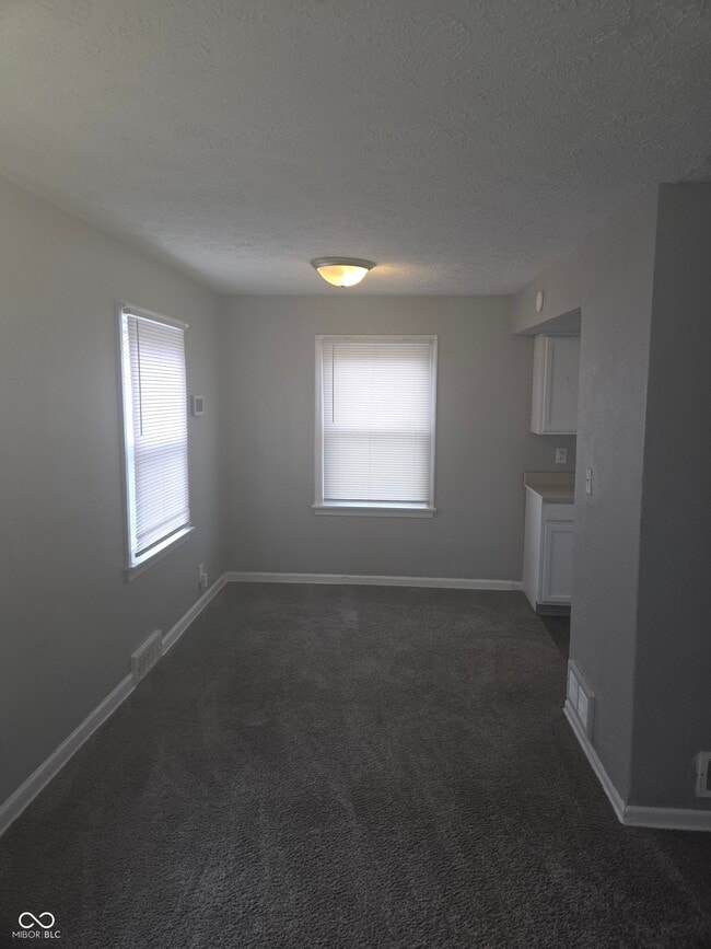 Building Photo - 3602 N Layman Ave