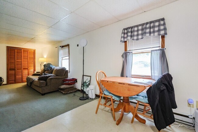 Building Photo - 31-33 Leicester St