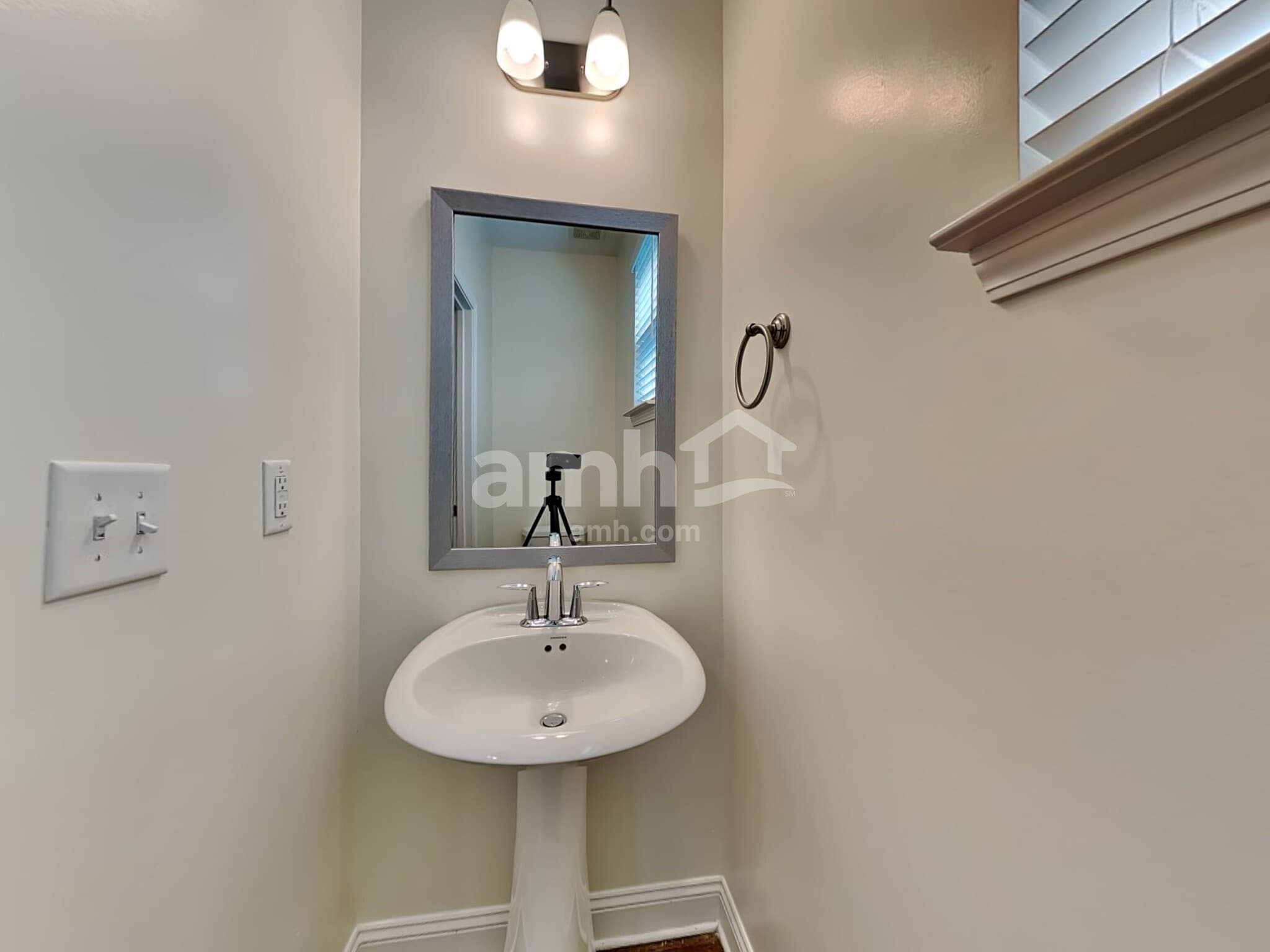Building Photo - 138 Cobblestone Dr