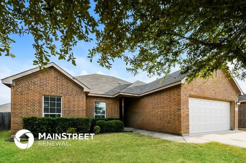 Primary Photo - 288 Edison Ln