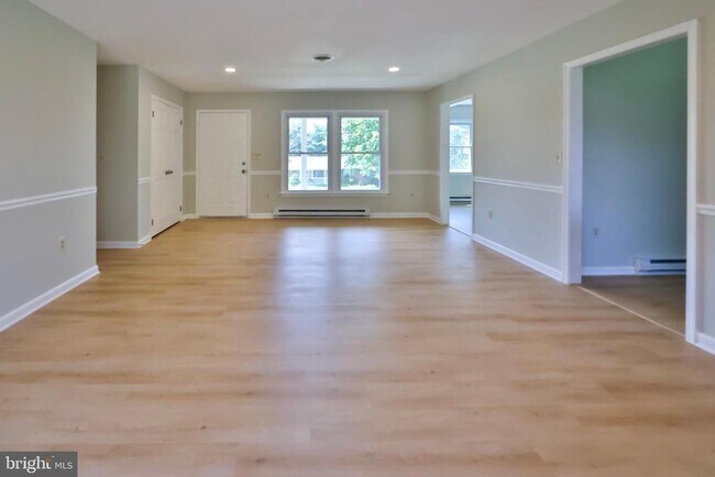 Building Photo - 13929 Green Mountain Dr