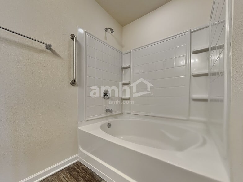 Building Photo - 95038 Cheswick Oaks Dr