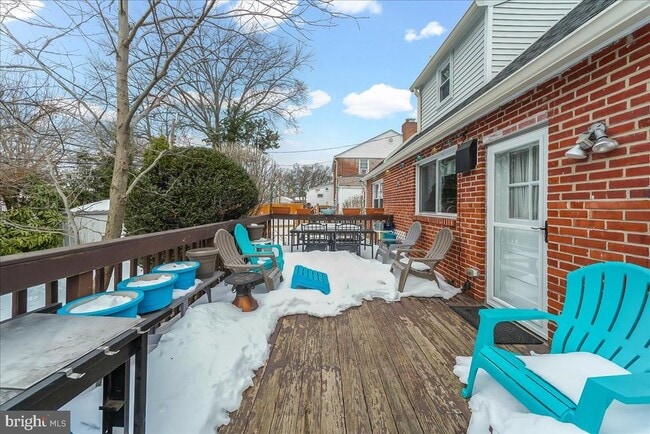 Building Photo - 4 S Chester Ave