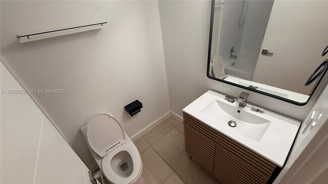 Building Photo - 10670 SW 156th Pl