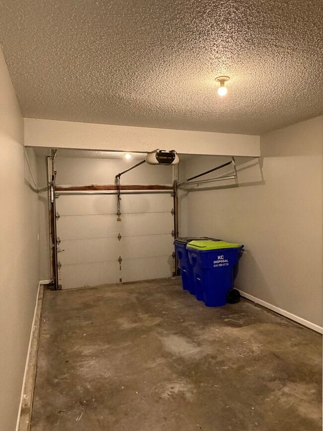 Building Photo - 11631 Garnett St