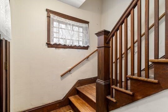 Building Photo - 278 Greenwood St