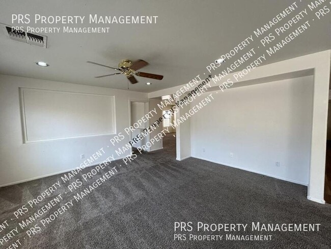 Building Photo - 45563 W Starlight Dr