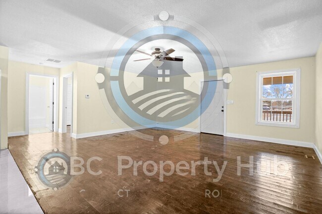 Building Photo - 97 Blakley Subdivision Rd