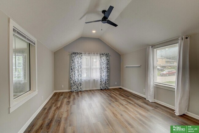 Building Photo - 6519 Parker St