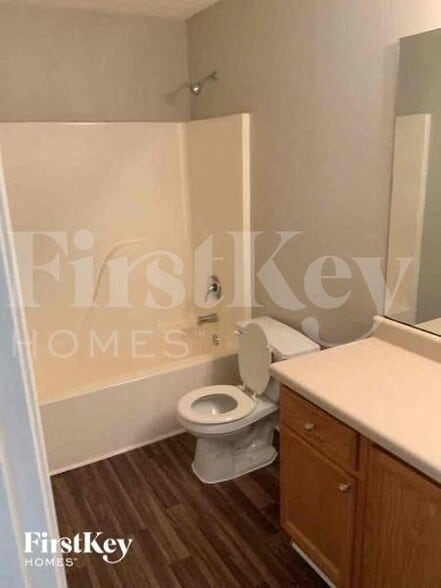 Building Photo - 3602 Coveside Ct