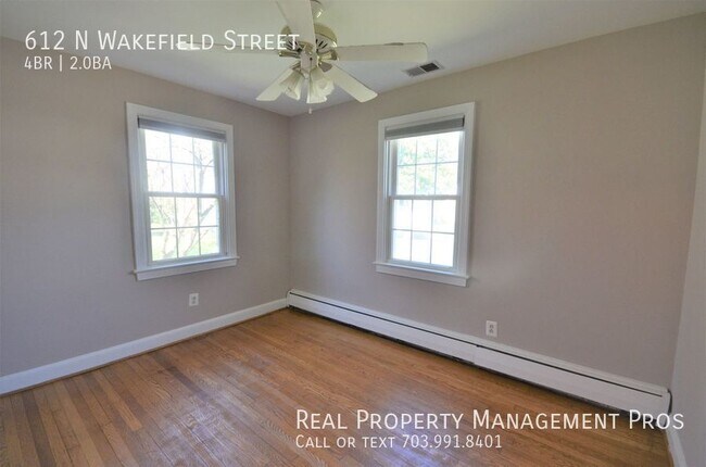 Building Photo - 612 N Wakefield St