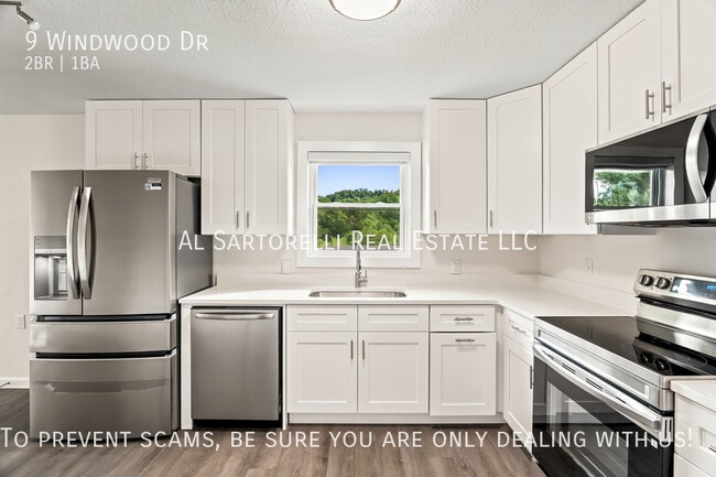 Building Photo - 9 Windwood Dr
