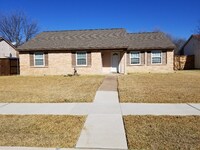 Building Photo - 5725 Baker Dr