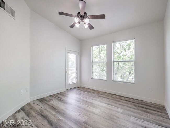 Building Photo - 10001 Peace Way