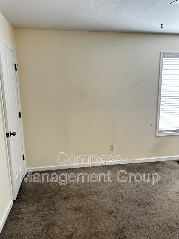 Building Photo - 4755 Forest Landing Way