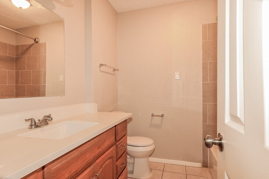 Building Photo - 4703 Owens Creek Ln