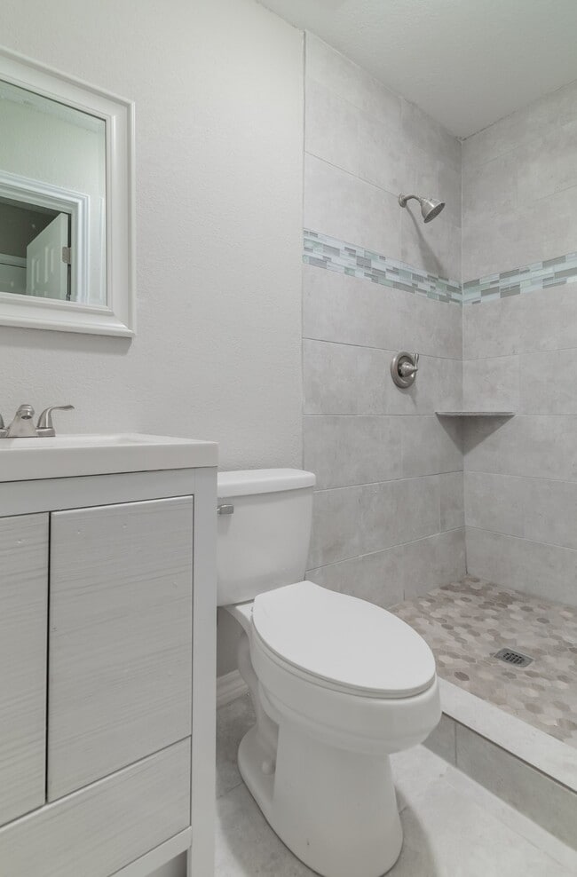 Building Photo - 101 Will St