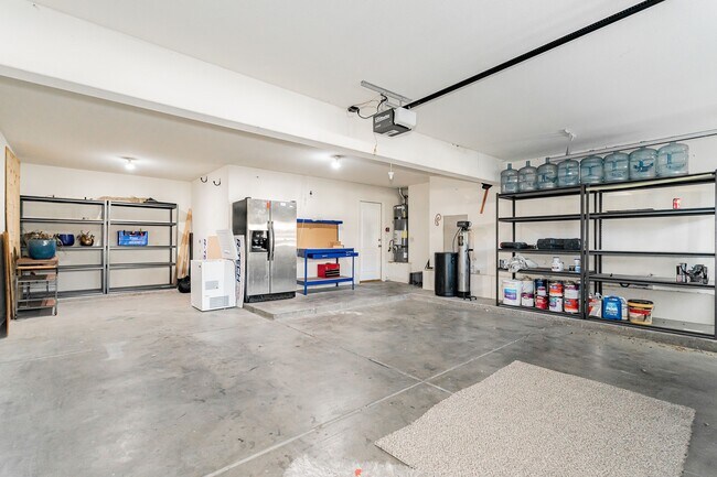 Building Photo - 8600 Mirada del Sol Dr