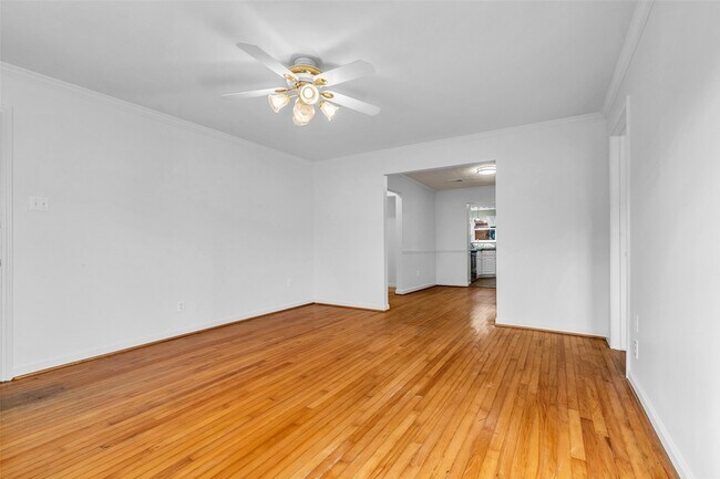 Building Photo - 4303 Piney Woods Dr