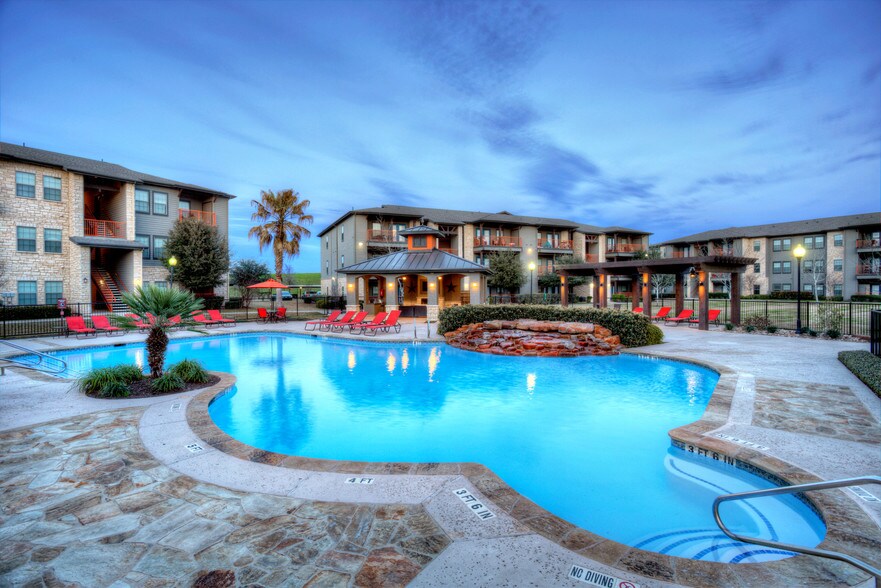 Vista at Plum Creek Kyle, TX Apartment Finder
