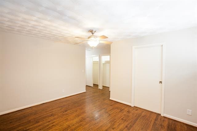 Building Photo - 118 N Lois Ln