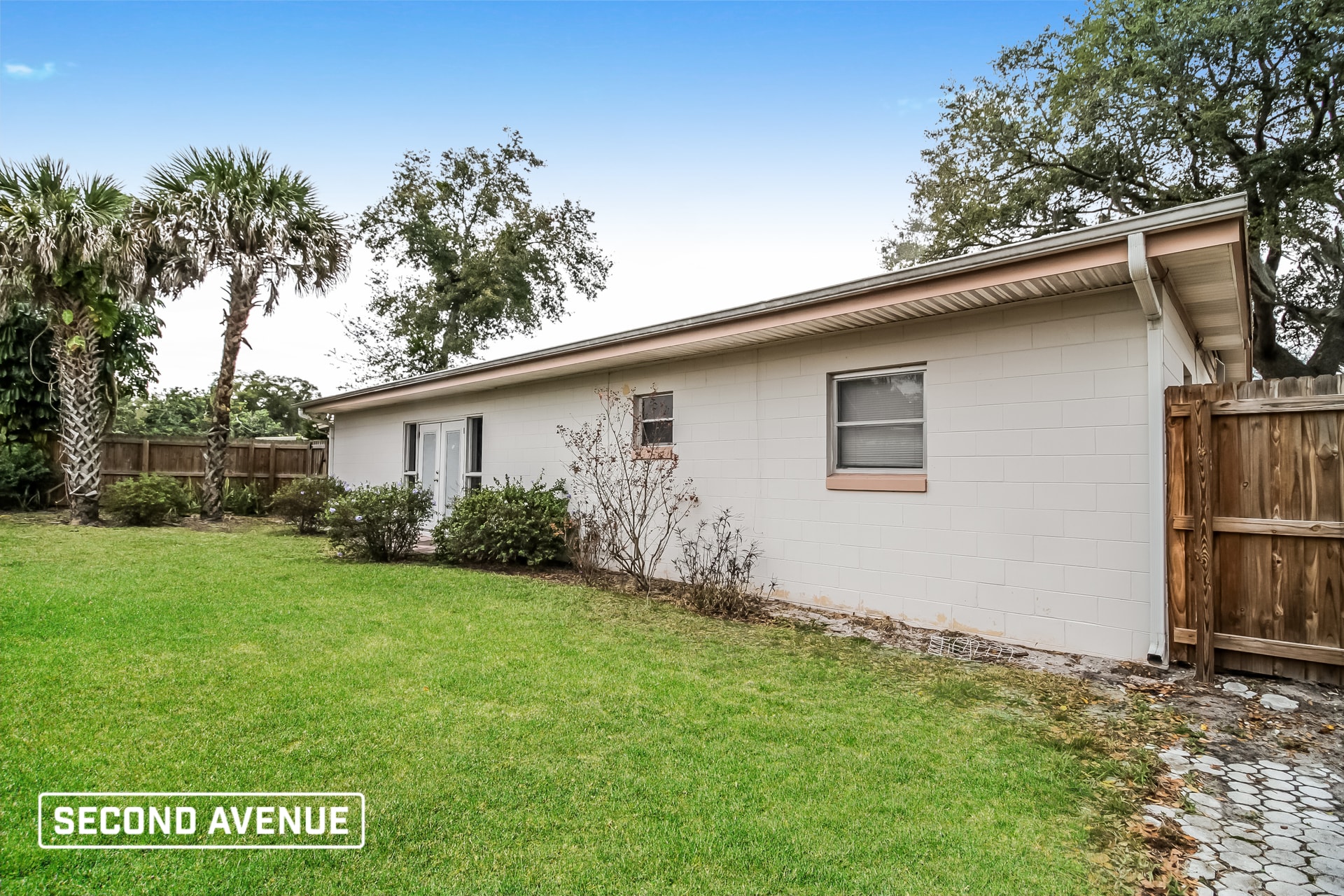 Building Photo - 1413 Kirby St