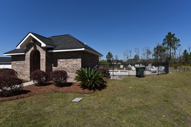 Building Photo - 253 Augusta Way