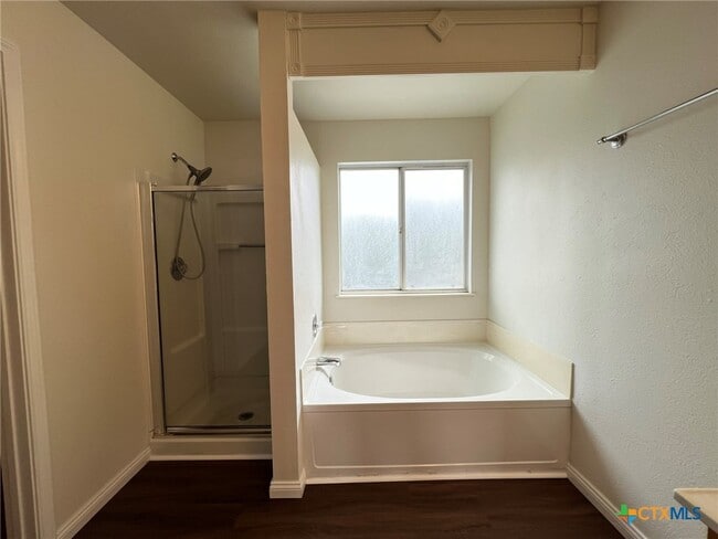 Building Photo - 2038 Castleberry Ridge