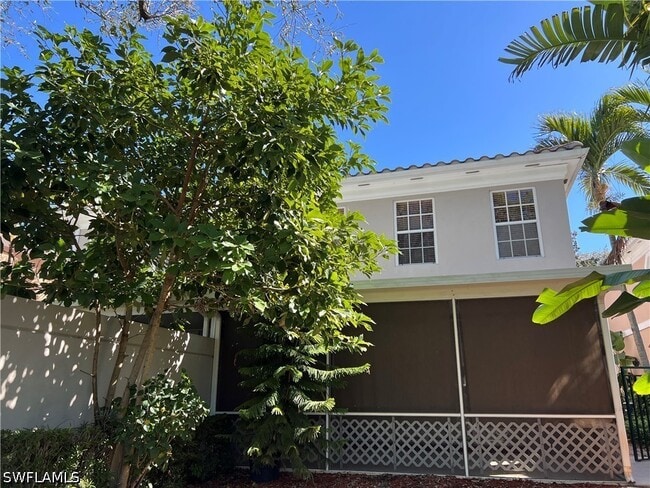 Building Photo - 5365 Cove Cir