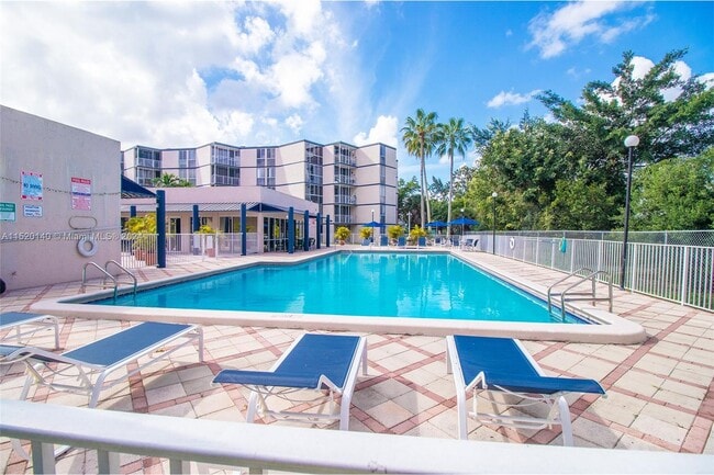 Building Photo - 6995 NW 186th St