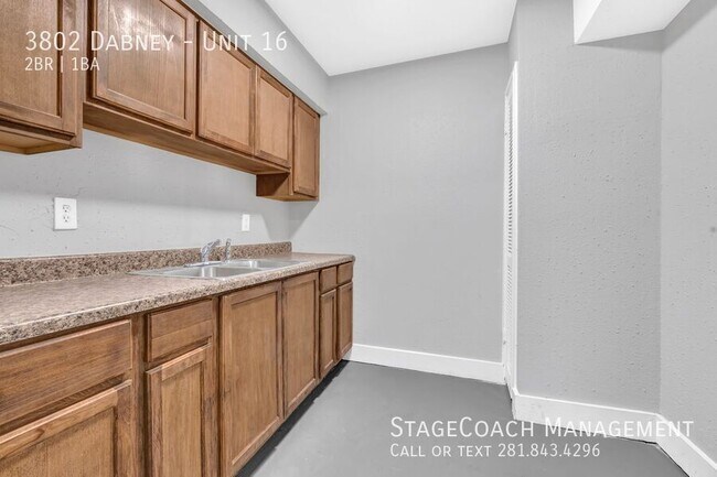 Building Photo - 3802 Dabney-Unit 16