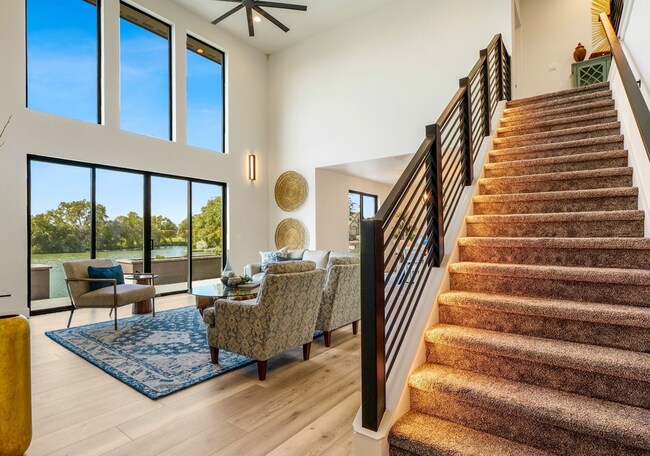 Building Photo - Stunning Large Custom Built Home On the Lake!