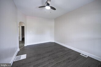 Building Photo - 5847 Willows Ave
