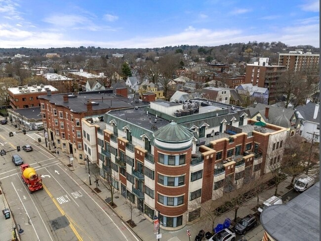 Building Photo - 10 Vernon St