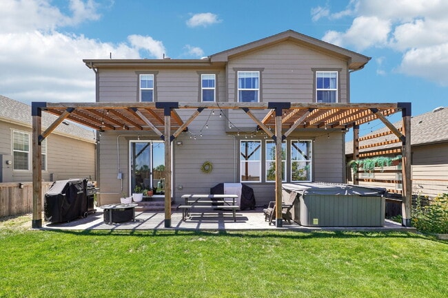 Building Photo - "Spacious 4-Bedroom Retreat with 2.5 Baths in Reunion!"