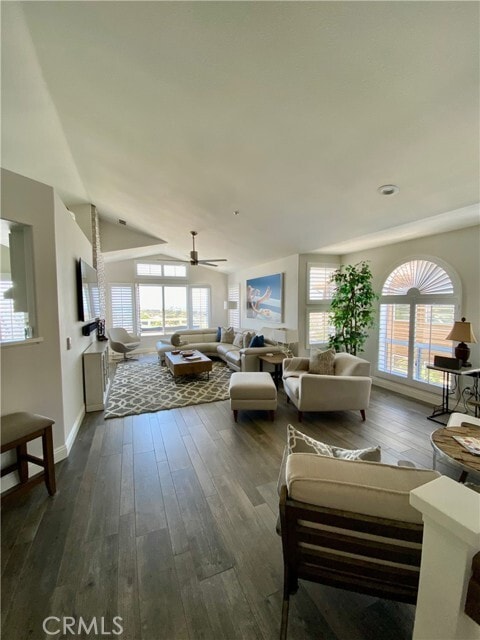 Building Photo - 25 Ville Franche