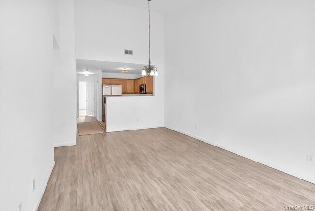 Building Photo - 1036 Maggie Rd