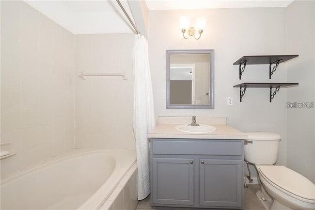 Building Photo - 833 Park Grove Ct