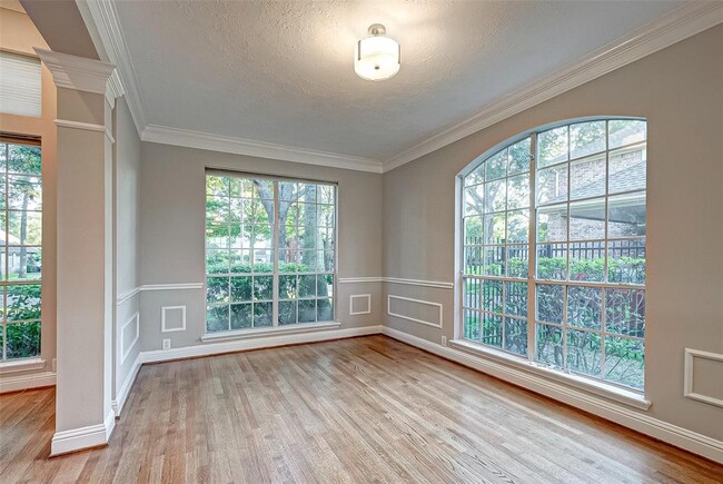 Building Photo - 24118 Bay Hill Blvd