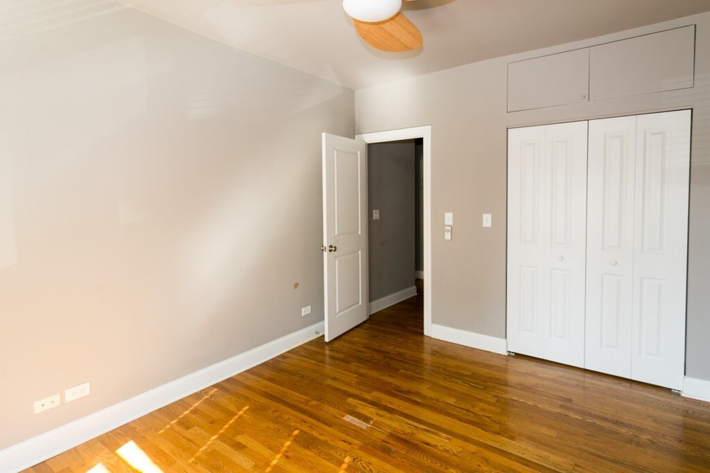 Building Photo - 736 W Addison St