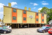 Building Photo - 908 Poplar St