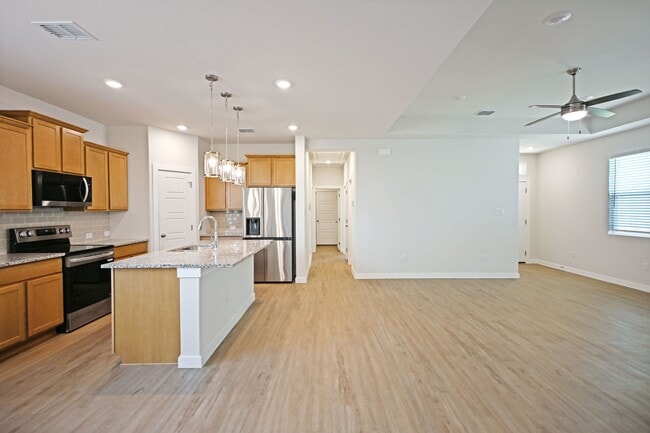 Building Photo - 2943 Angelou St